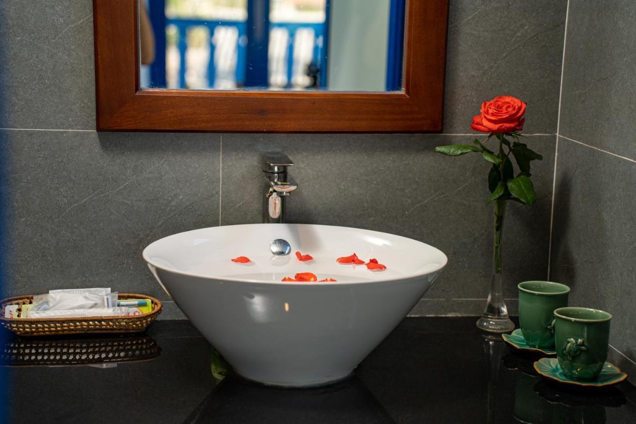 Local Beach Front Villas Tan Thanh Екстер'єр фото