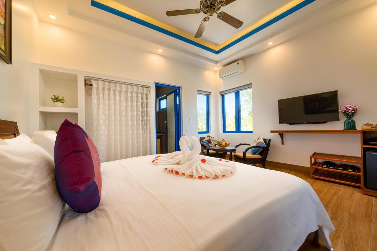 Local Beach Front Villas Tan Thanh Екстер'єр фото