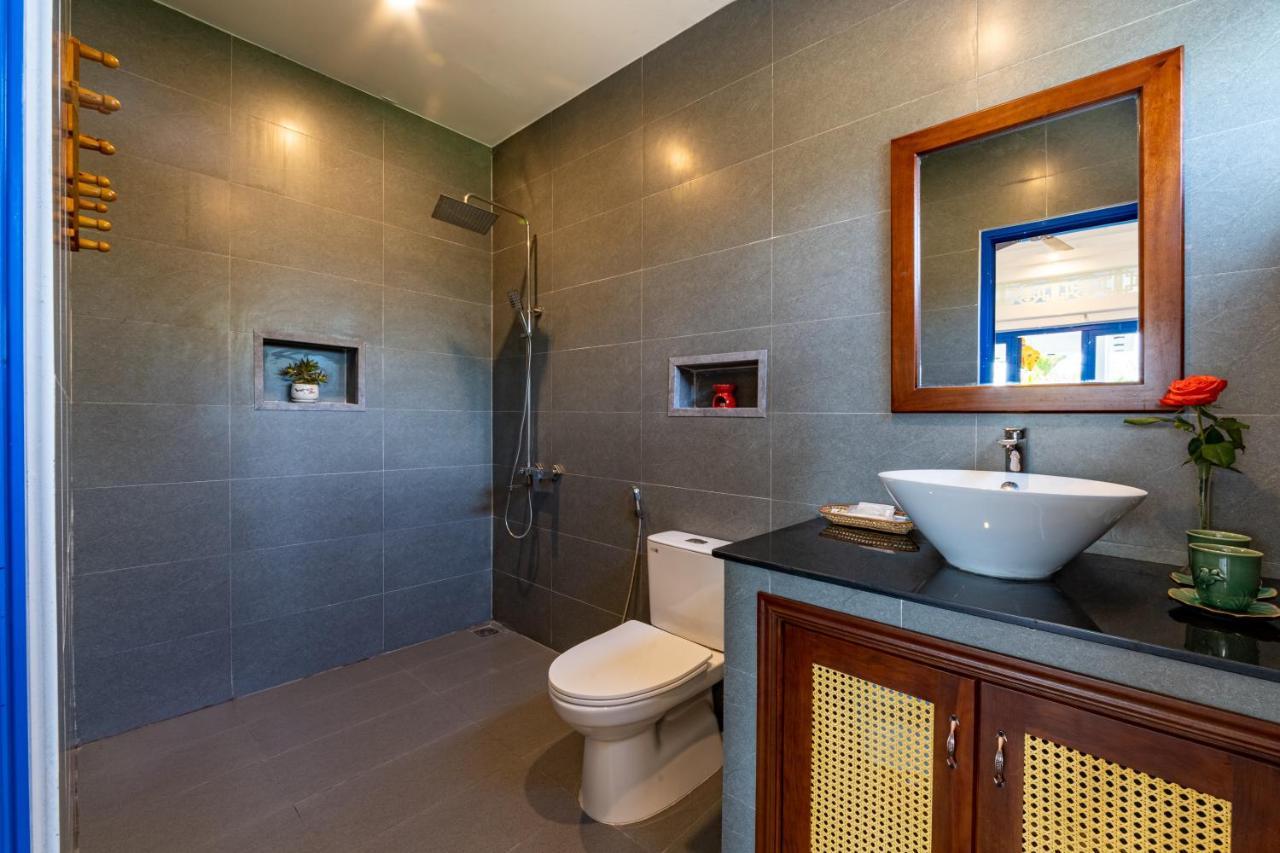 Local Beach Front Villas Tan Thanh Екстер'єр фото